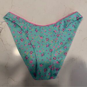 Kulani Kinis decorative full coverage